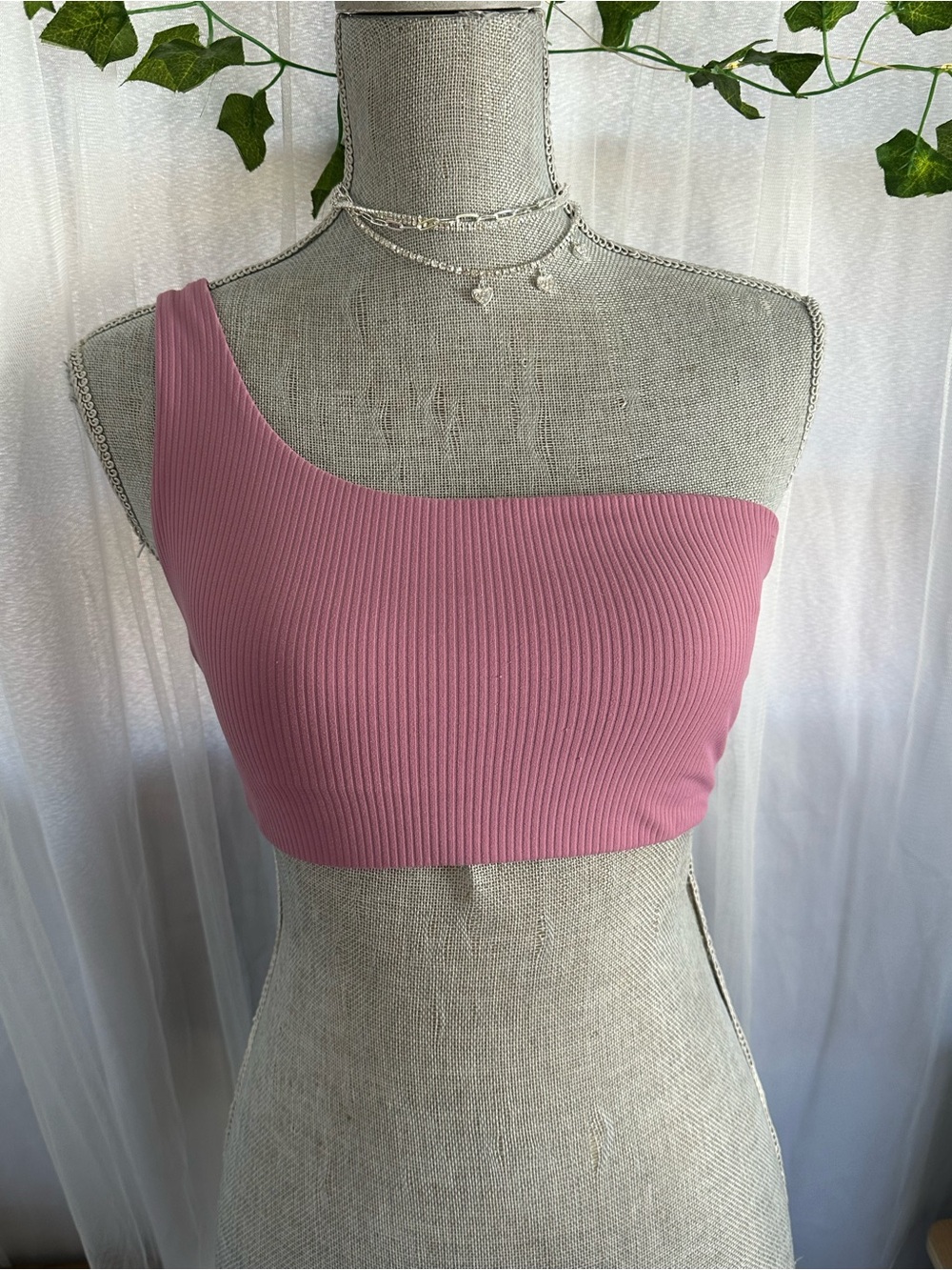 lululemon athletica One-Shoulder Ribbed Crop Top - Mauve Pink